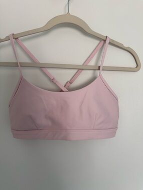 Alo airlift intrigue bra